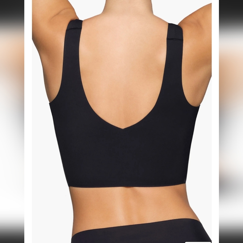 SKIMS  NAKED WIRELESS PLUNGE LONGLINE BRALETTE - Picture 2 of 5